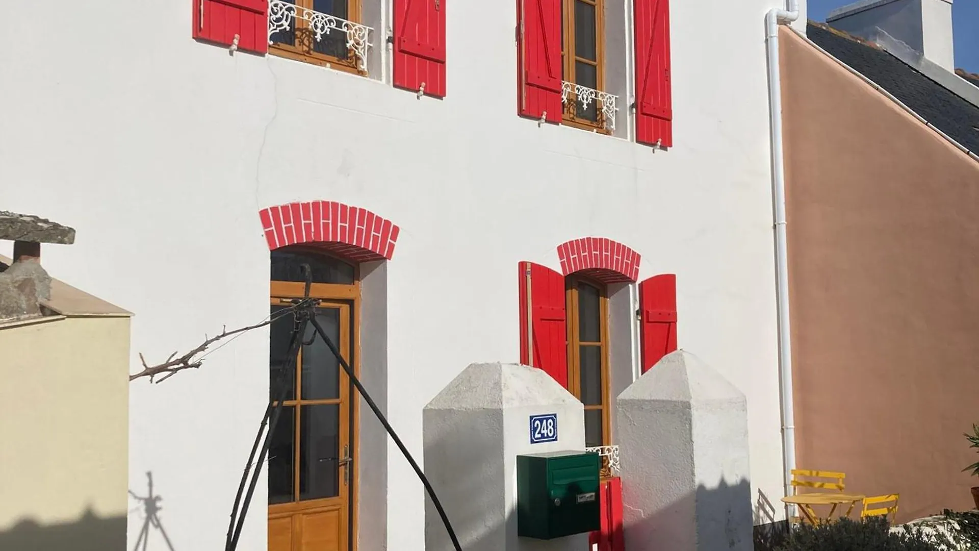Holiday home Maison Renovee Avec Jardin, Proche Commerces Et Plage, Locmaria - Fr-1-418-245 France