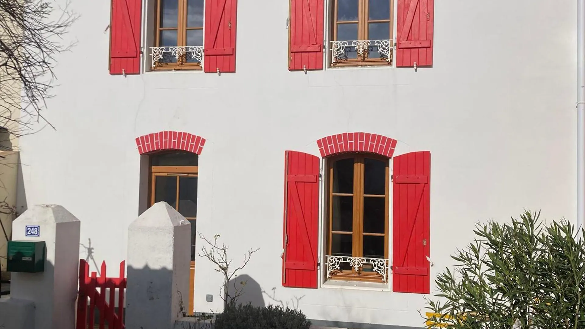 Maison Renovee Avec Jardin, Proche Commerces Et Plage, Locmaria - Fr-1-418-245